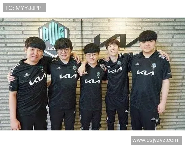 EDG战术解析：DOTA2比赛中的战略布局与团队协作探讨